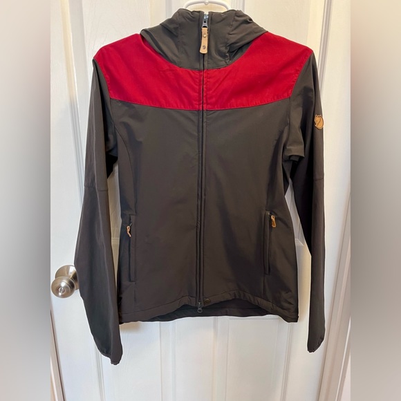 Fjällräven- Woman’s - Lightweight G-1000 Jacket - Picture 1 of 3